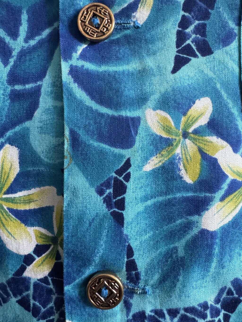 1970s - Island Casuals Plumeria & Taro Leaf Barkcloth Shirt – Waikīkī Label