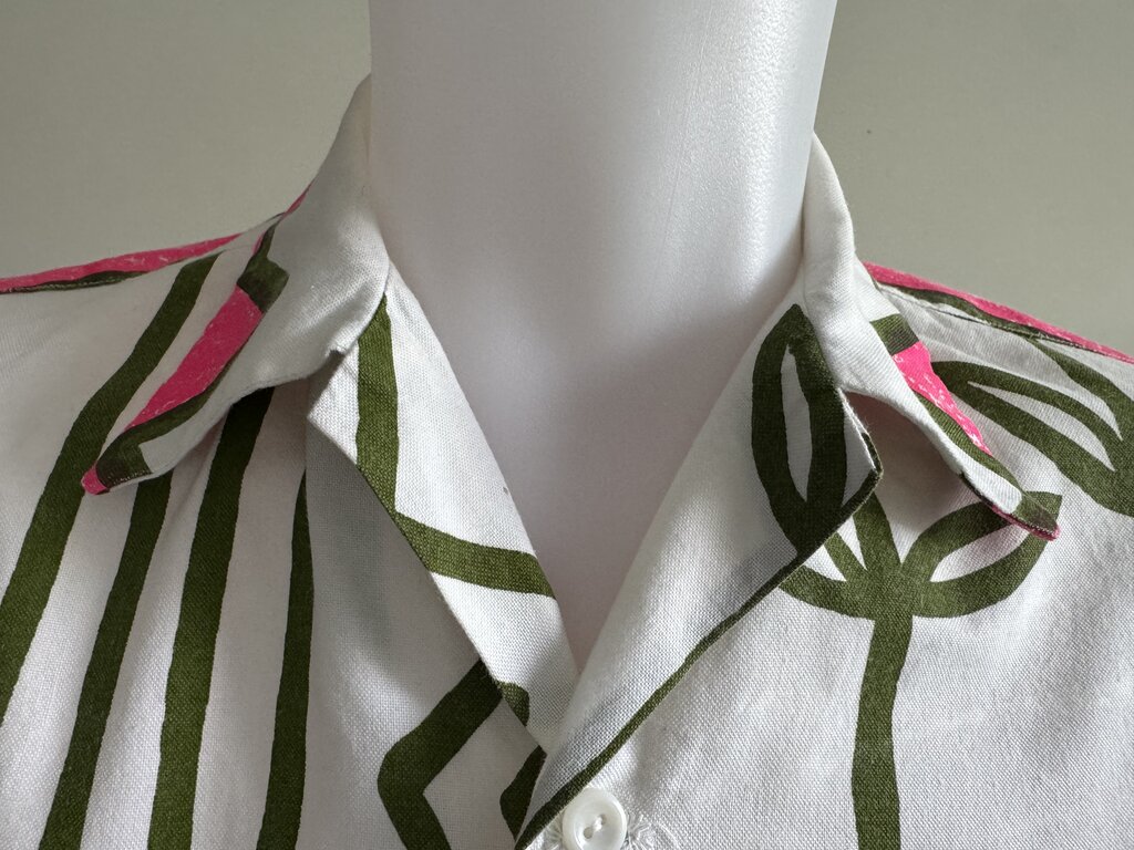 1980s Unknown Geometric Barkcloth Shirt – White/Pink/Green (M)