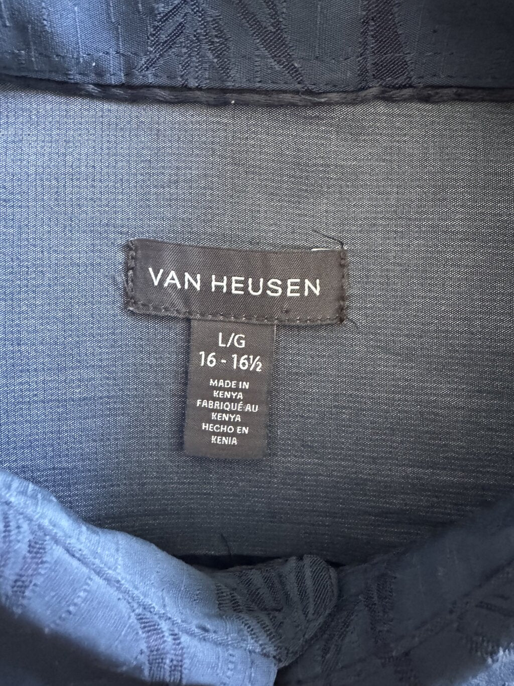 2000s Van Heusen Tonal Bamboo Pattern Shirt – Blue (L)