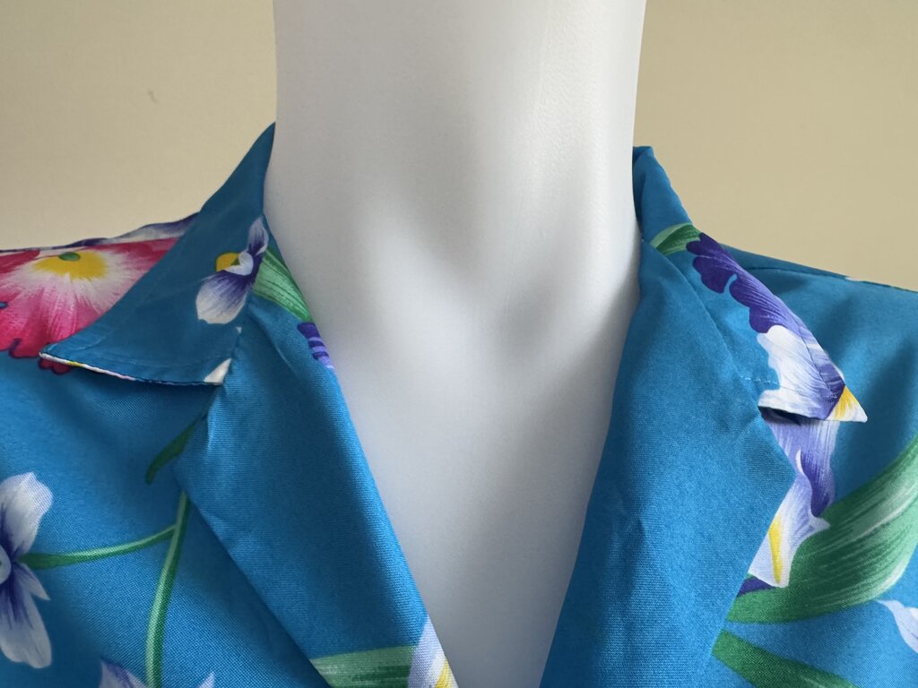 1980s - Royal Creations Blue Orchid Print Hawaiian Shirt – Made in USA (M)