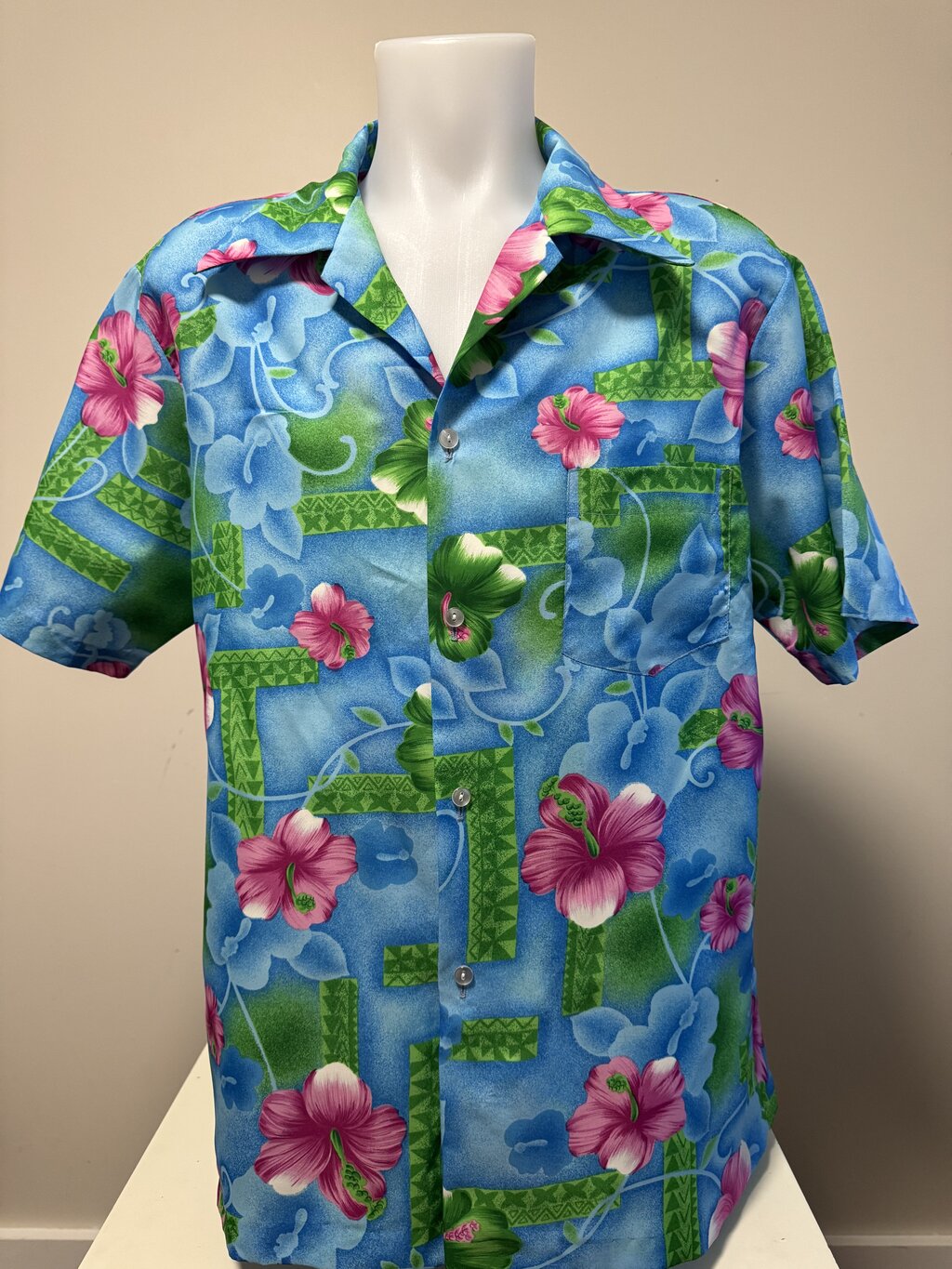 Pomare - Blue Hibiscus Burst Vintage Aloha Shirt – XL (60s/70s)