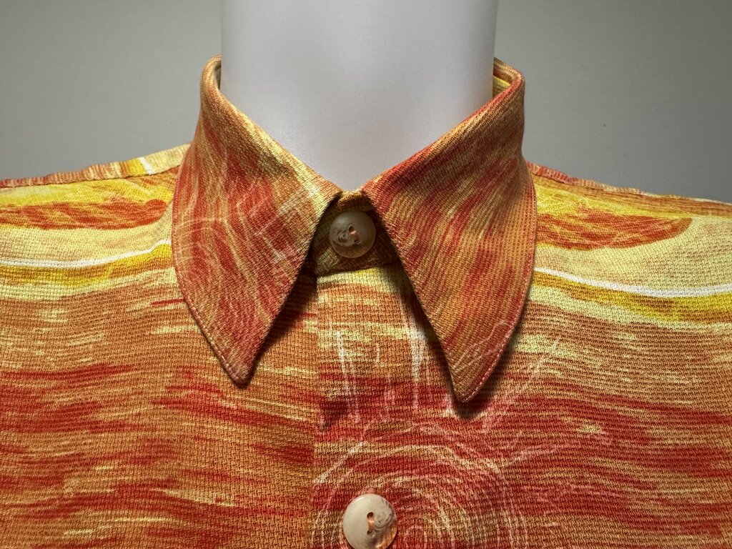 Late 1990s Victor Emmanuel Abstract Wave Rayon (L)