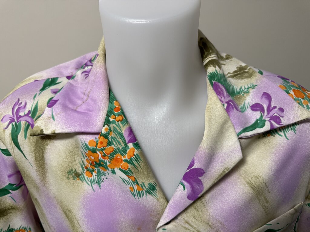 1960s - Ludi’s Waikiki Pastel Iris Cotton Aloha Shirt - Purple & Orange Bloomscape