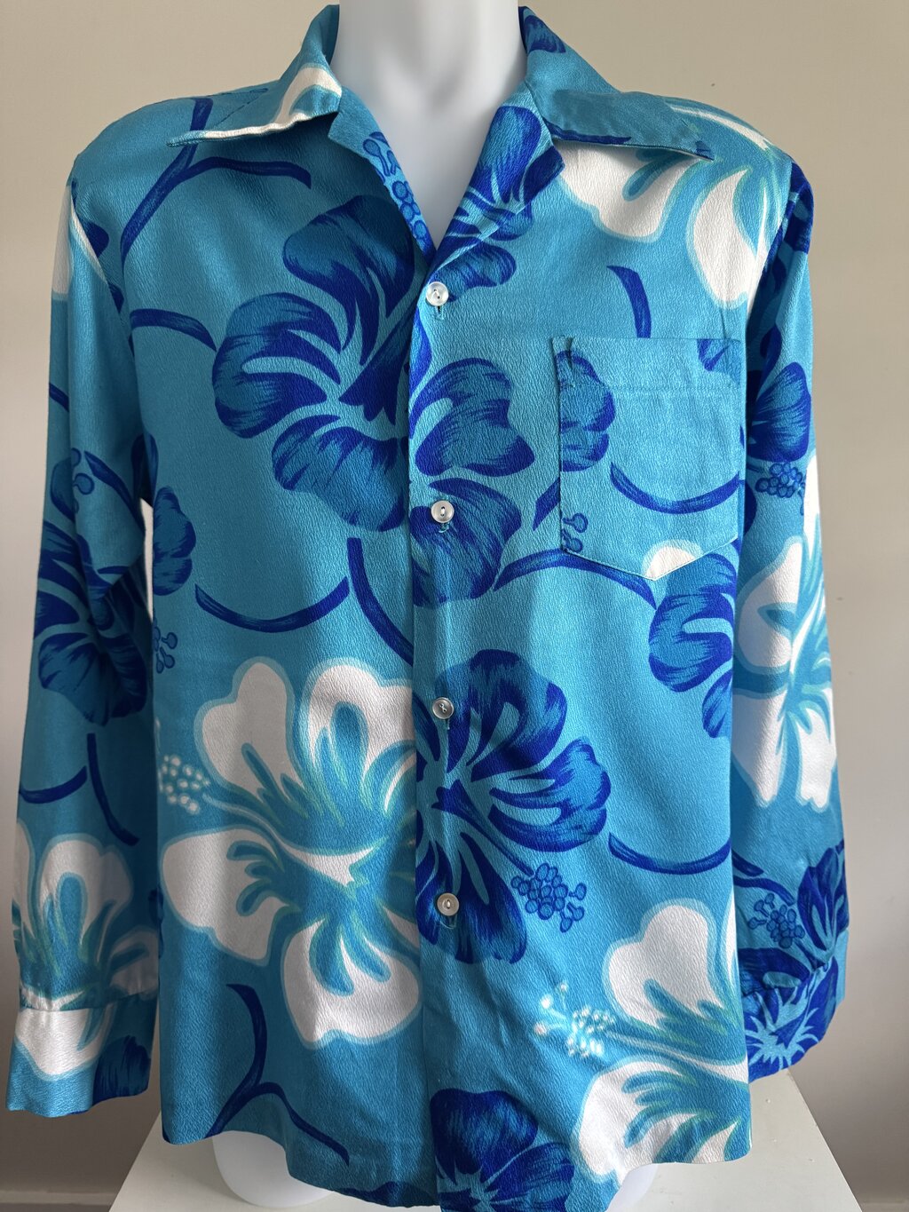 Pomare Honolulu Blue Hibiscus Long Sleeve (c.1960s)