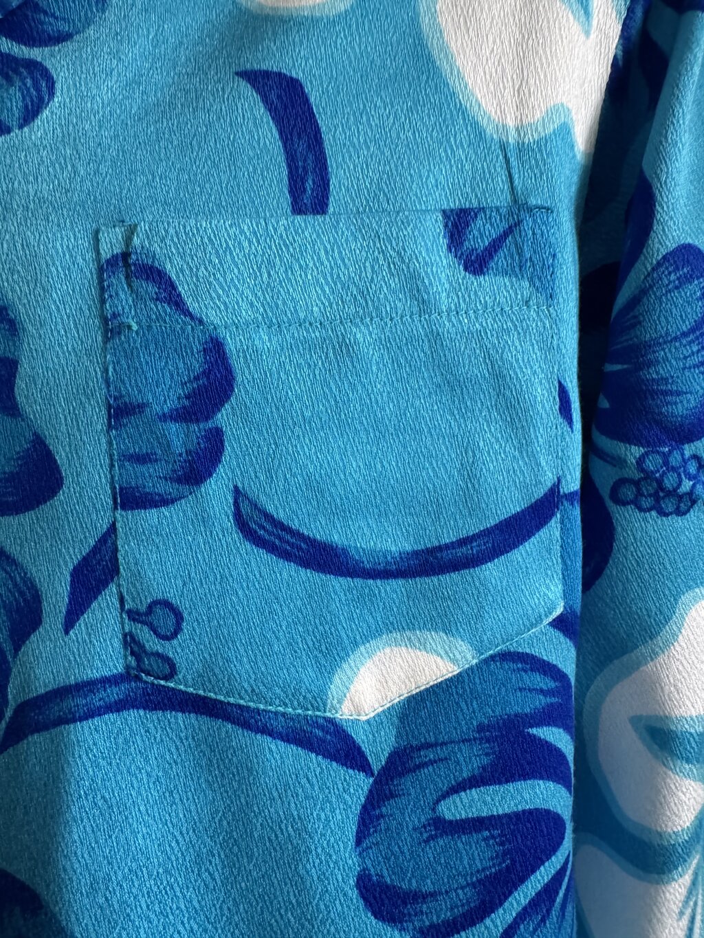 Pomare Honolulu Blue Hibiscus Long Sleeve (c.1960s)