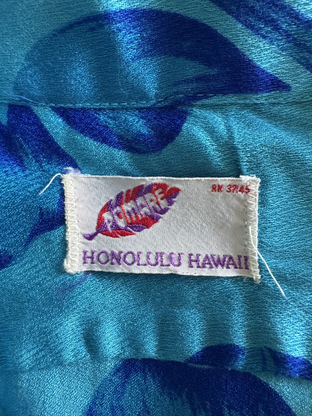 Pomare Honolulu Blue Hibiscus Long Sleeve (c.1960s)
