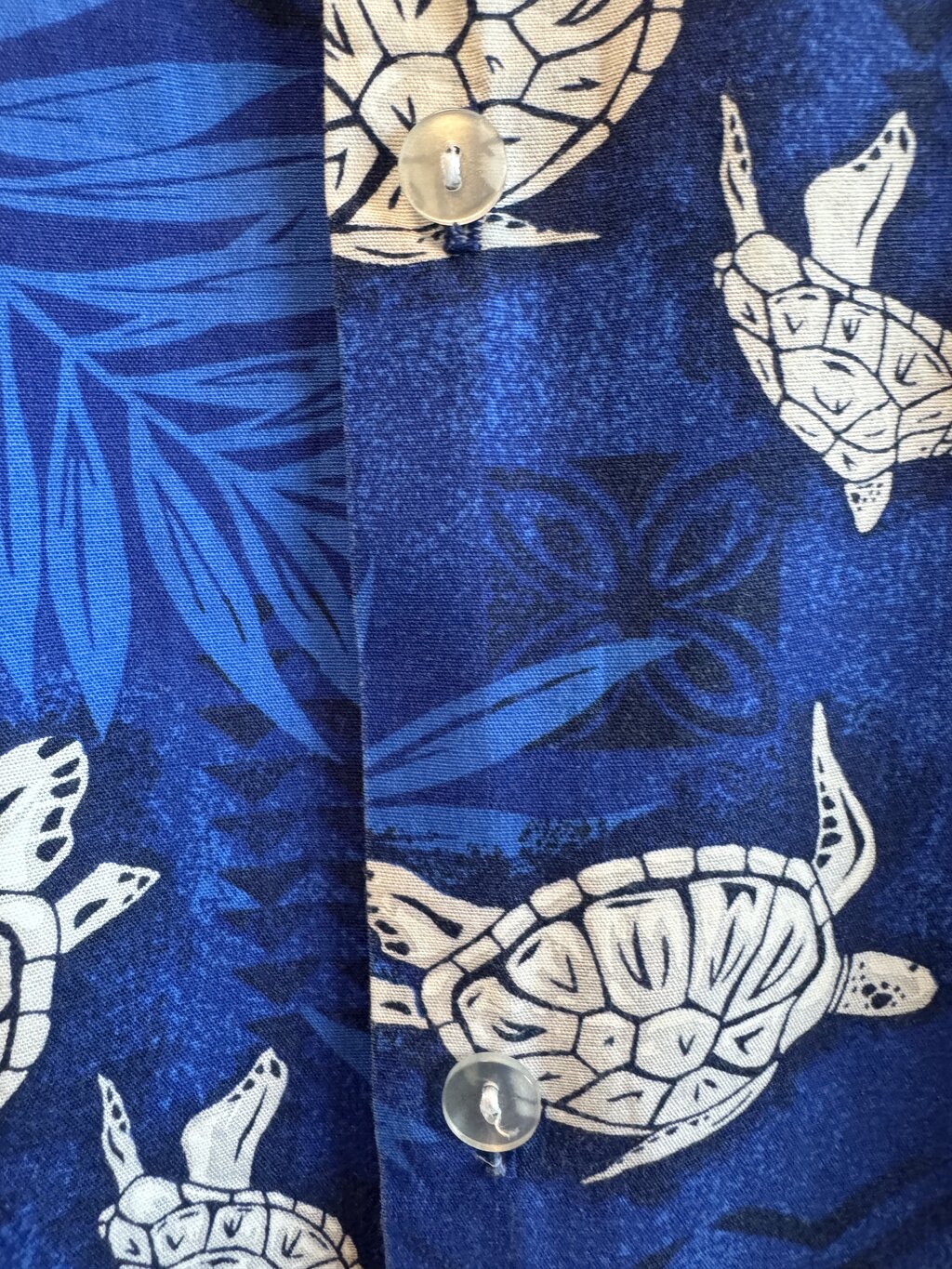 1990s–Early 2000s - Paradise Style Blue Sea Turtle Shirt – Made in USA