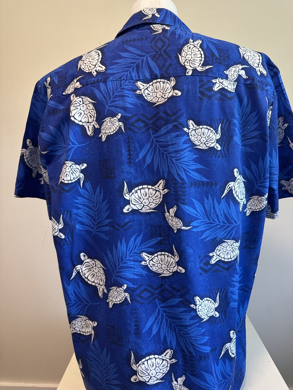 1990s–Early 2000s - Paradise Style Blue Sea Turtle Shirt – Made in USA