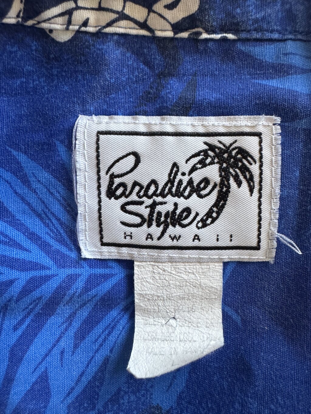 1990s–Early 2000s - Paradise Style Blue Sea Turtle Shirt – Made in USA