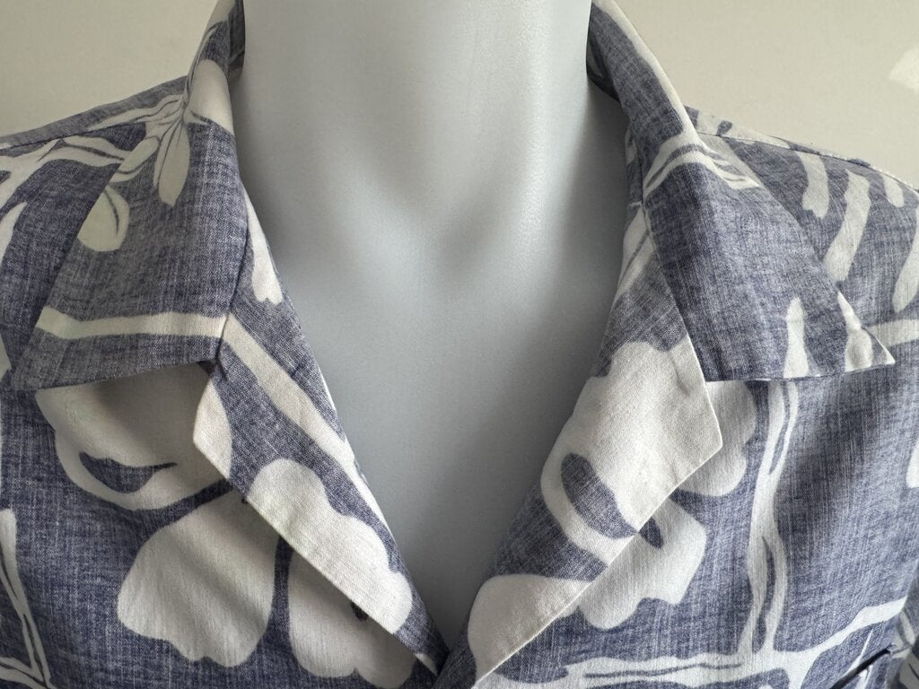 90s HRH Block Print Shirt – Indigo & White Tapa Motif with Coconut Buttons (L)