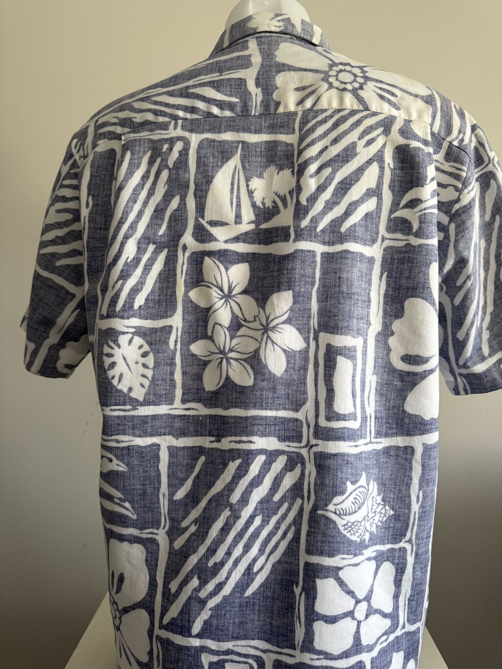 90s HRH Block Print Shirt – Indigo & White Tapa Motif with Coconut Buttons (L)