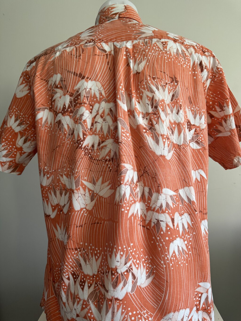 90s Cooke Street Bamboo & Monstera Shirt – Rust Barkcloth with White Island Motif (XL)