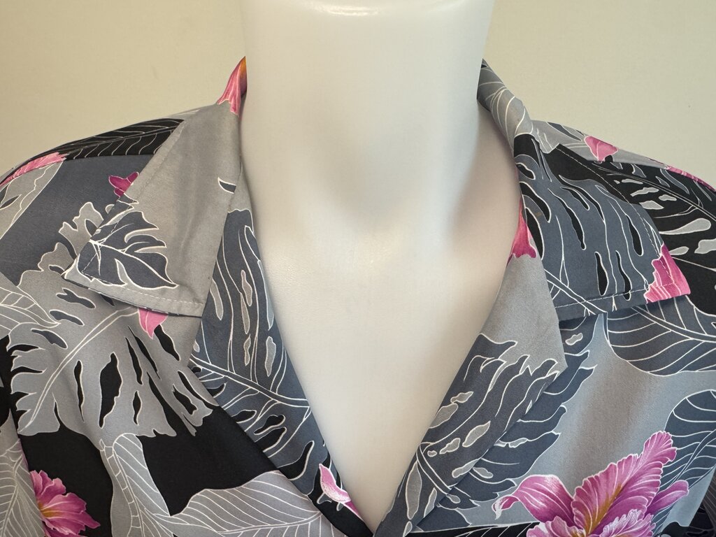 80s Helena’s Orchid Leaf Aloha Shirt – Silky Grey & Fuchsia Jungle Floral (XXL)