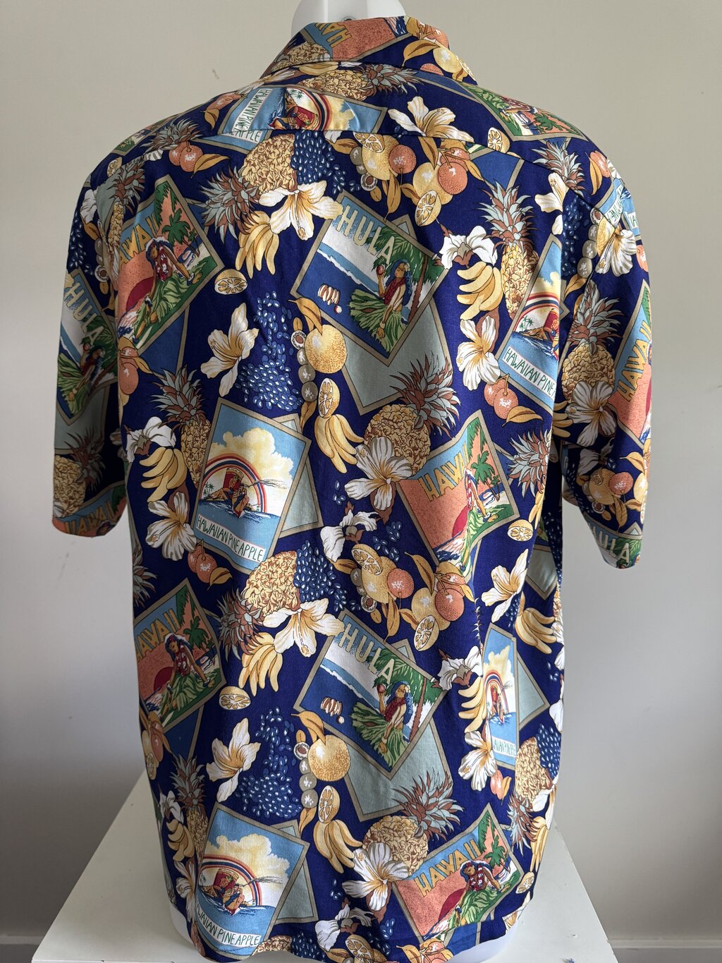 Joe Kealoha's 1980s Rayon Aloha Shirt – Hula Girl & Pineapple Postcard Print (XL)