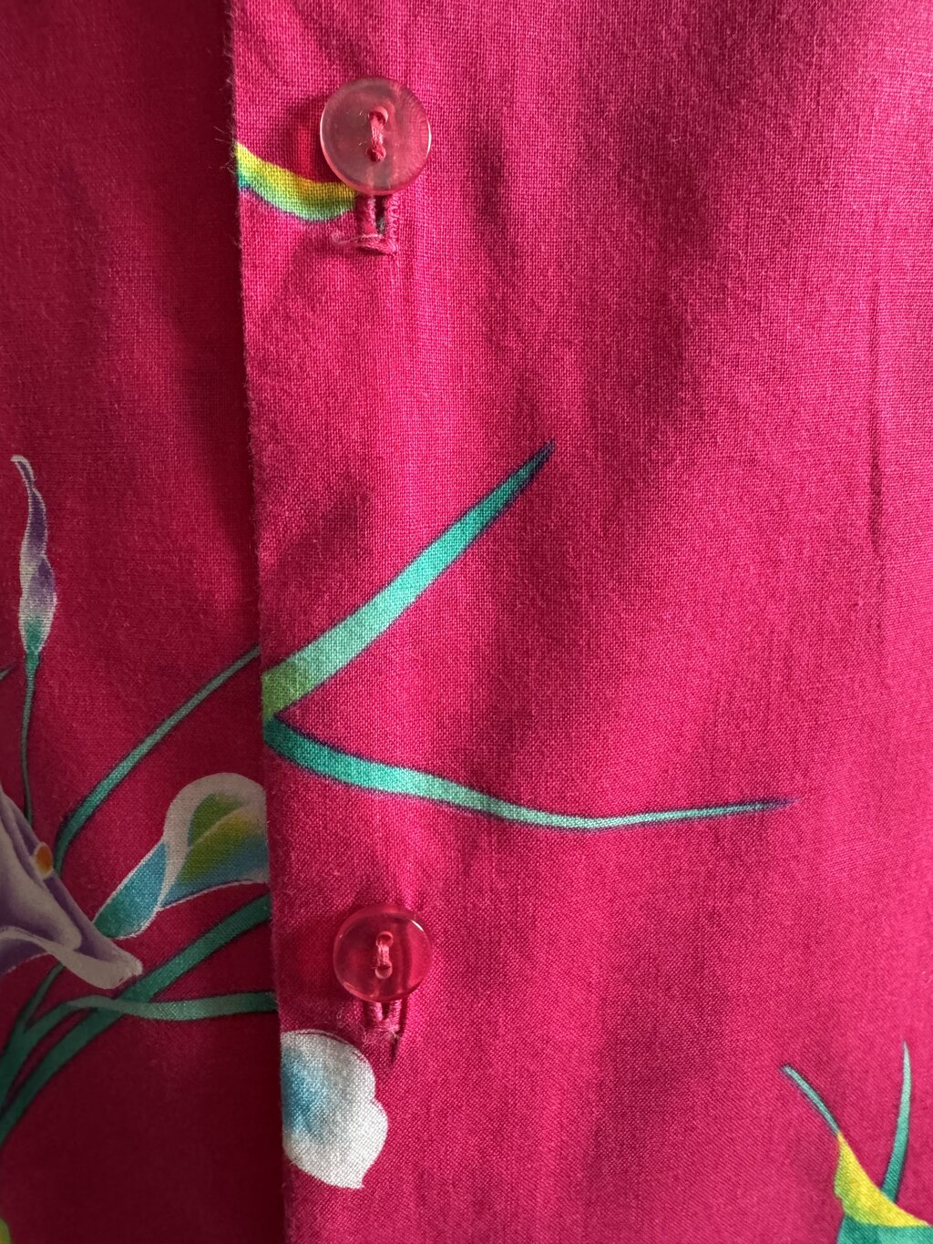1990s - Electric Magenta Calla Lily Hawaiian Shirt – Hilo Hatties XL
