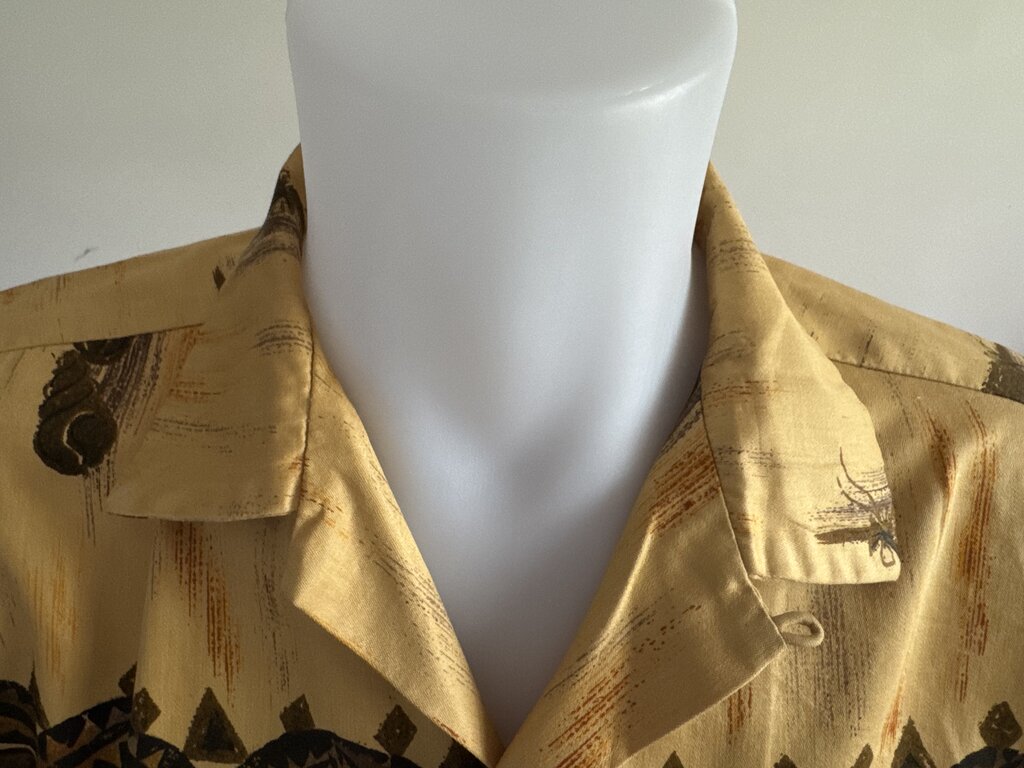 1960s - Reef Barkcloth Tribal Shirt – Hand-Painted Motif, Silky Rayon – Made in Hawaii